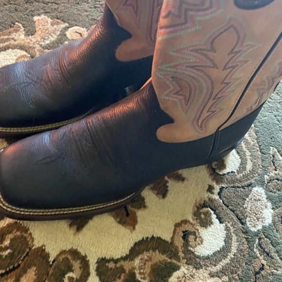 Mens Ariat box toe boots western type sz 11 - Picture 2 of 3